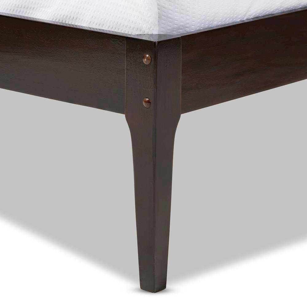 Bentley Mid-Century Modern Cappuccino Finishing Solid Wood Queen Size Bed Frame. Picture 7