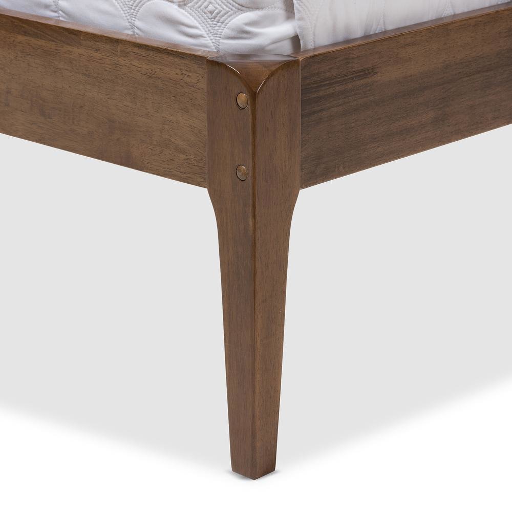 Medium Brown Finish Wood Queen Size Platform Bed. Picture 12