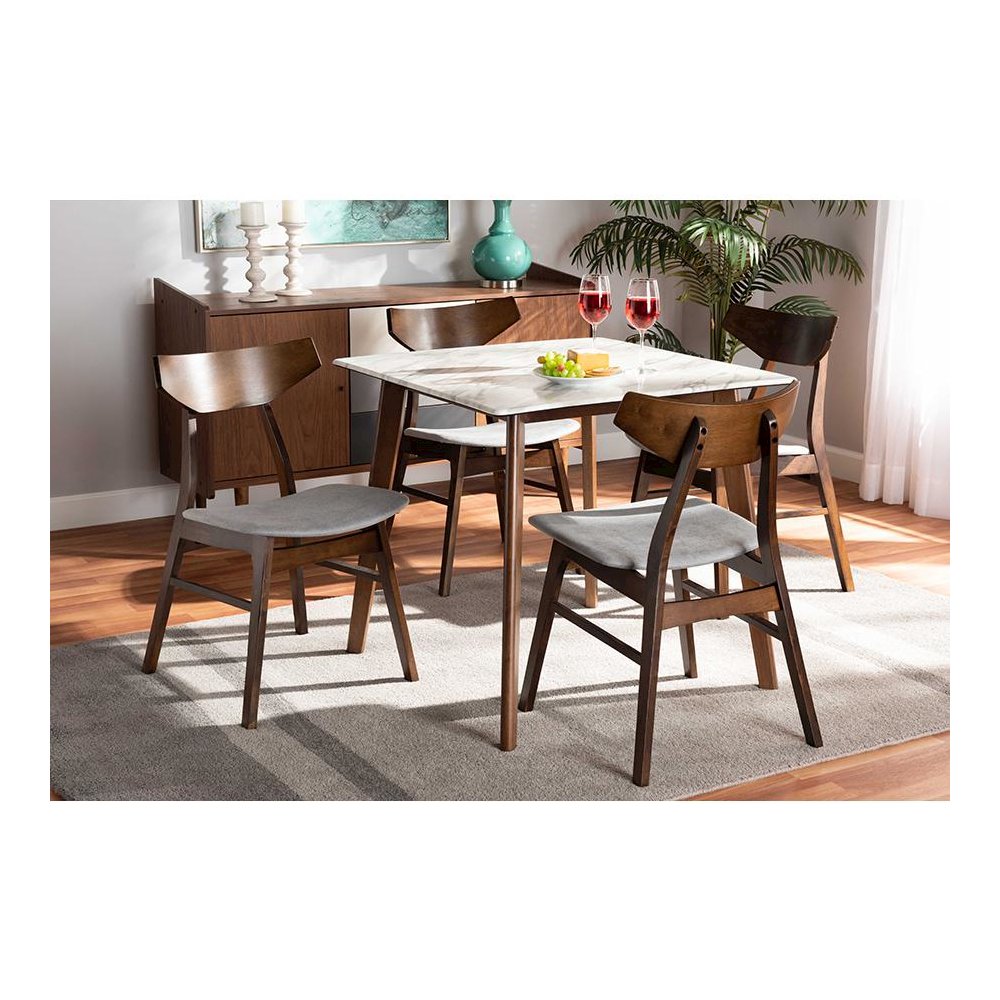 Marble Table. Picture 19