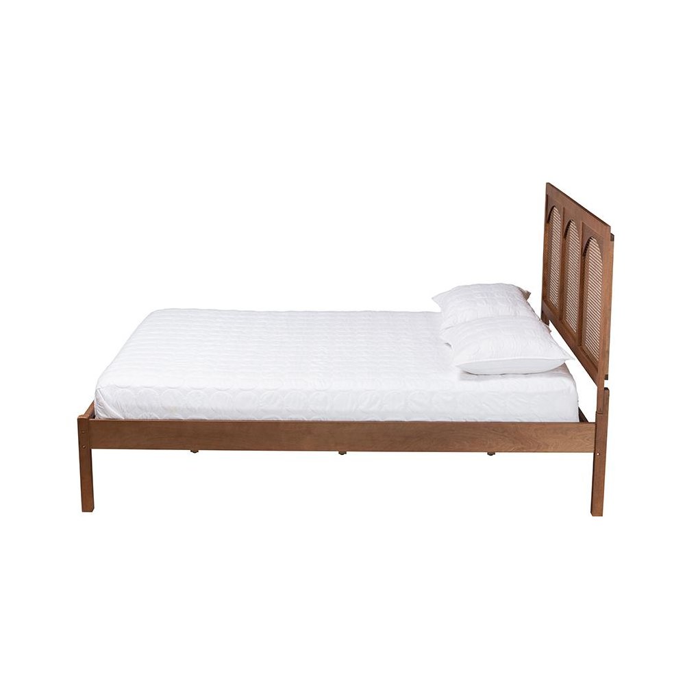 Rattan King Size Platform Bed. Picture 2