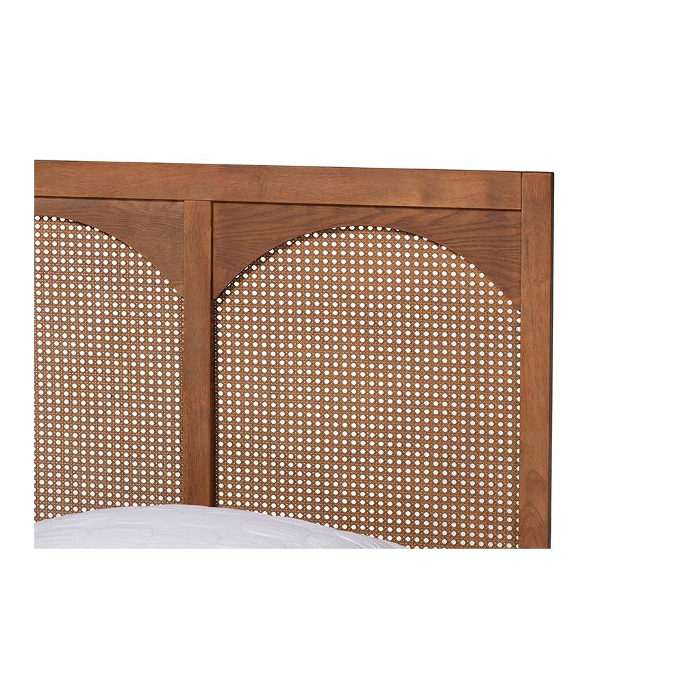Rattan King Size Platform Bed. Picture 4