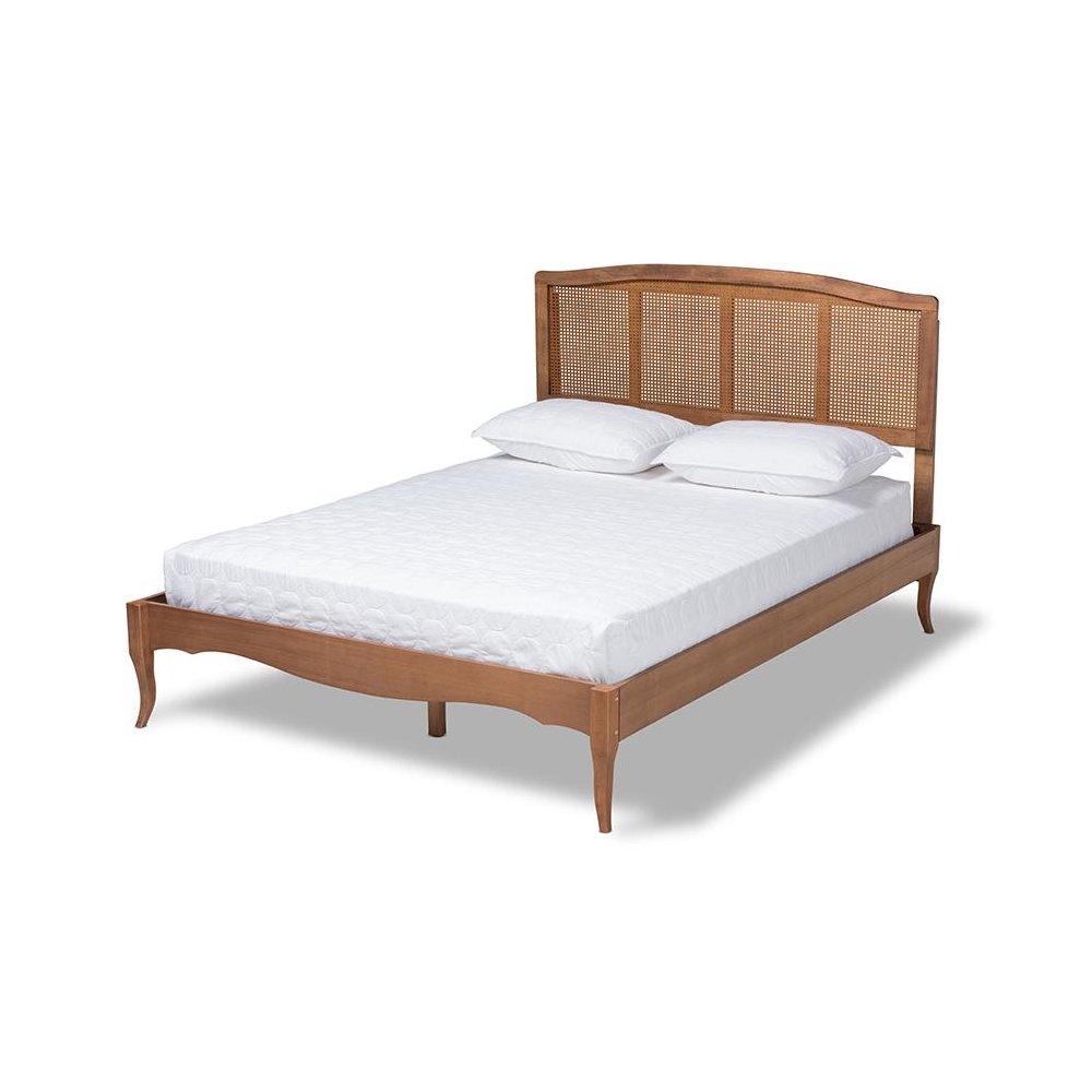 Synthetic Rattan King Size Platform Bed. Picture 1