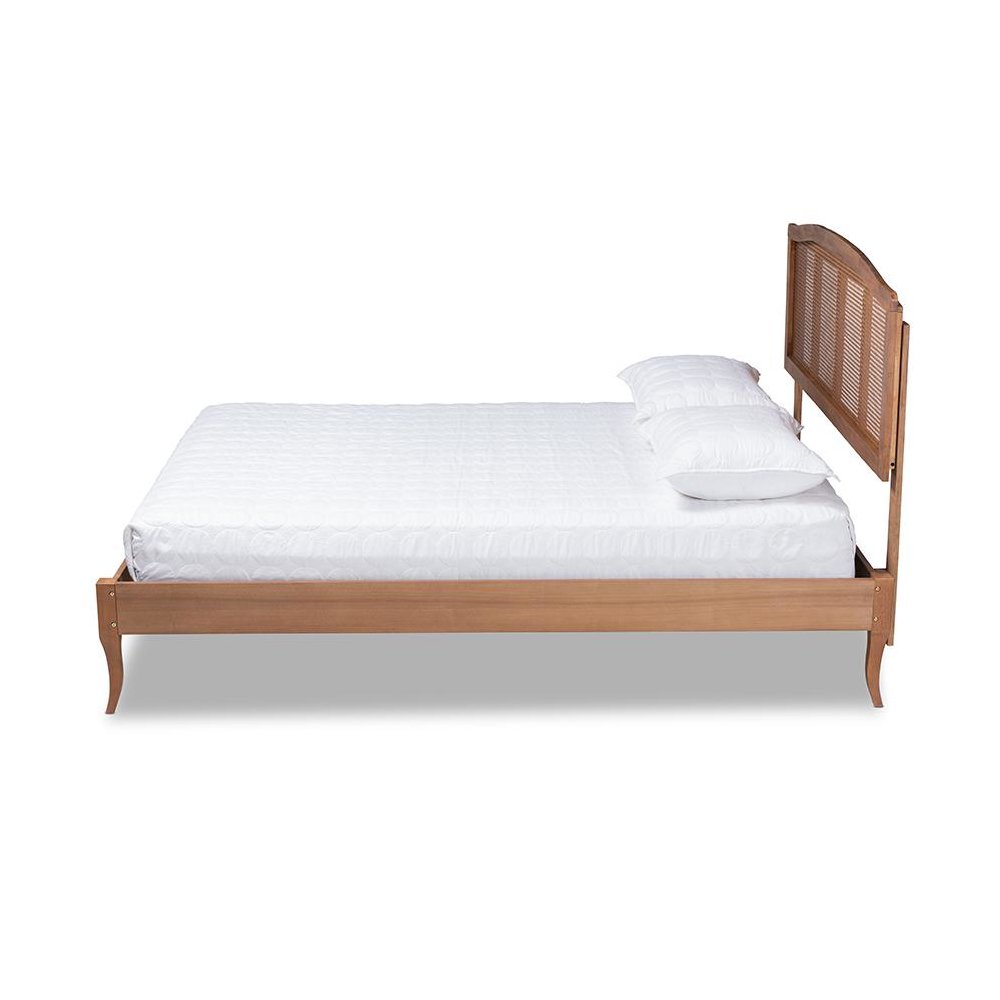 Synthetic Rattan King Size Platform Bed. Picture 2