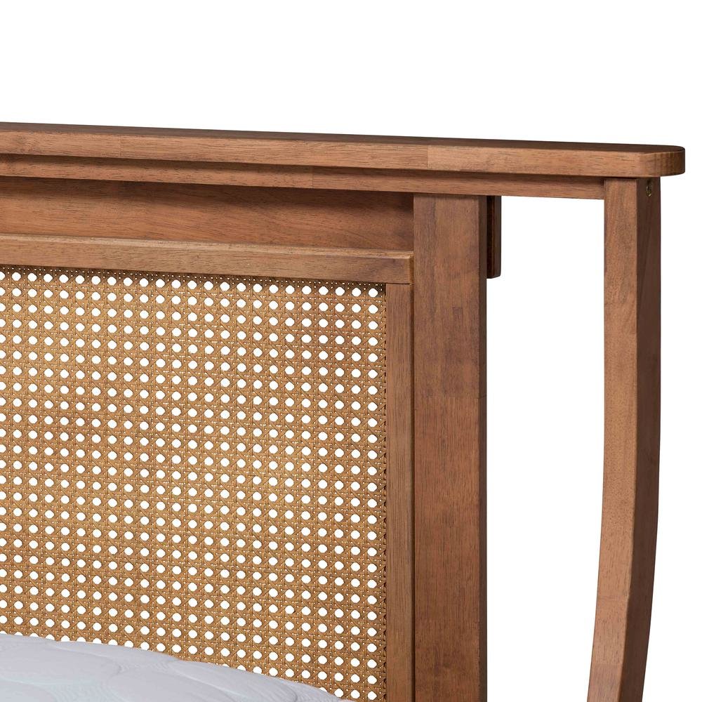 Synthetic Rattan King Size Platform Bed. Picture 15