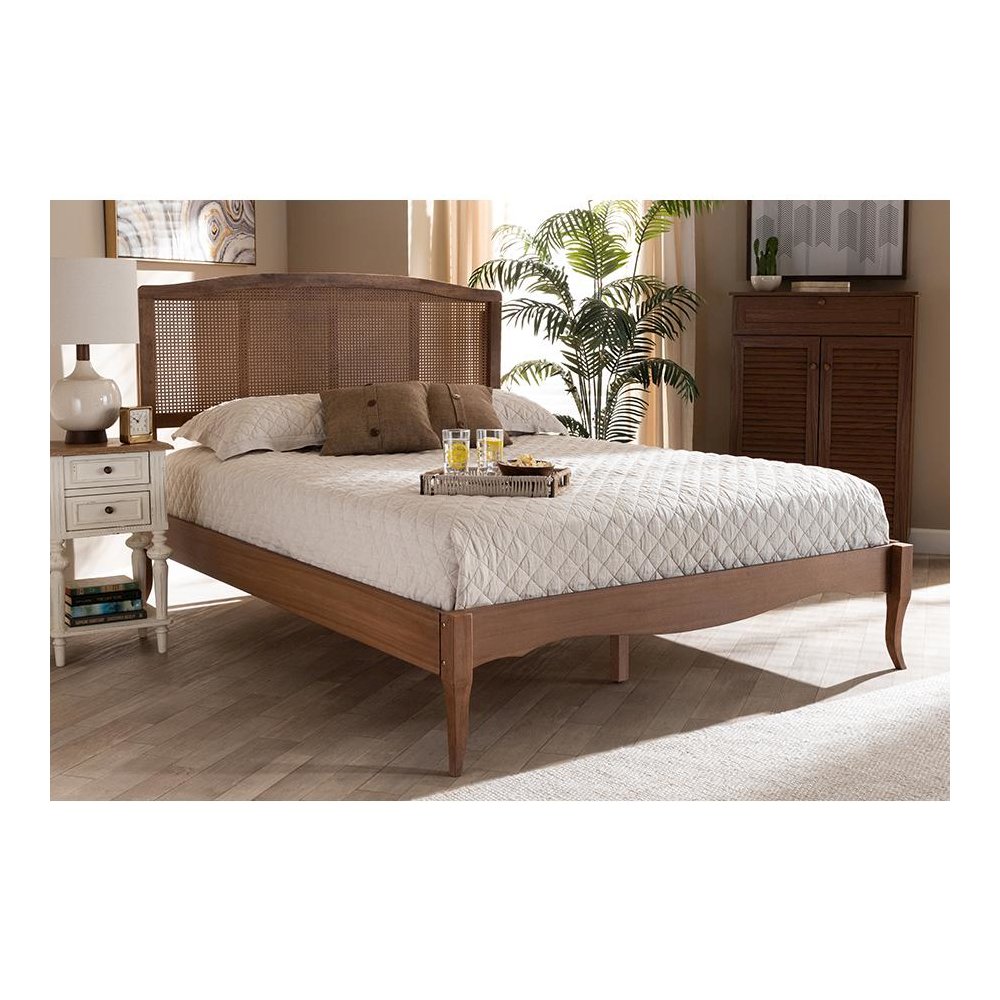 Synthetic Rattan King Size Platform Bed. Picture 6