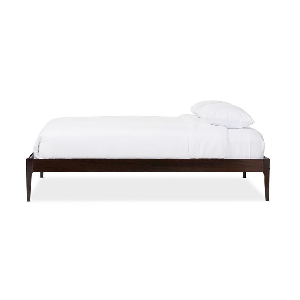 Bentley Mid-Century Modern Cappuccino Finishing Solid Wood Queen Size Bed Frame. Picture 2