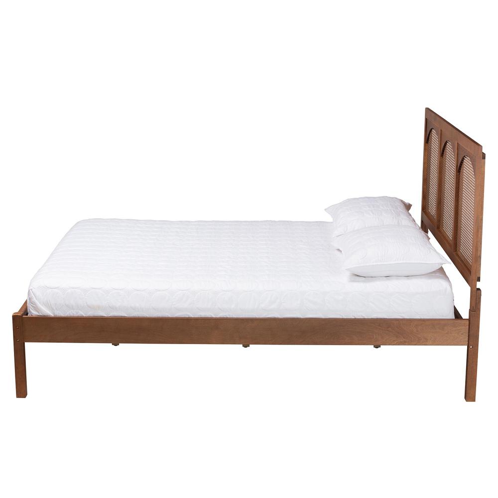Rattan Queen Size Platform Bed. Picture 12