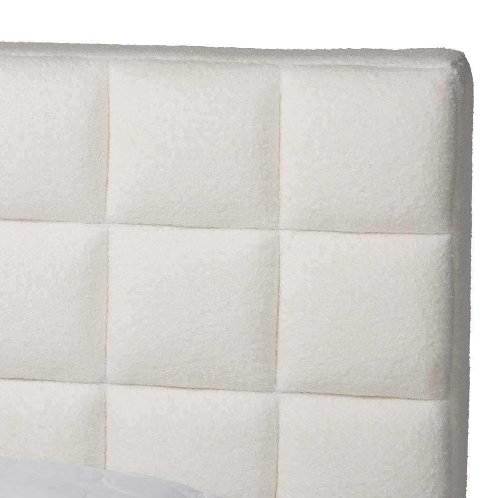 Studio Braylin Glam and Luxe Teddy-Bear Fabric King Size Platform Bed. Picture 4