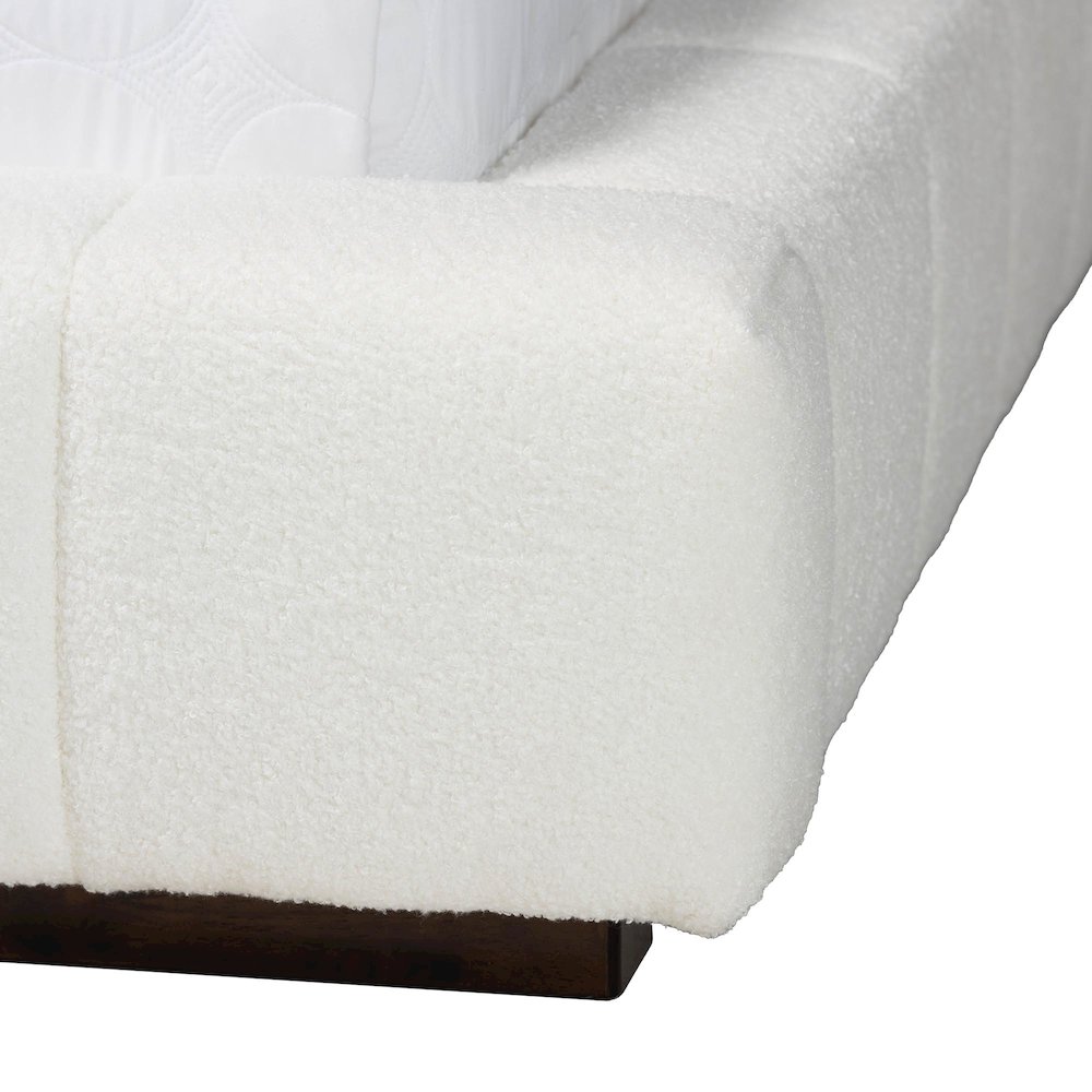 Studio Braylin Glam and Luxe Teddy-Bear Fabric King Size Platform Bed. Picture 5