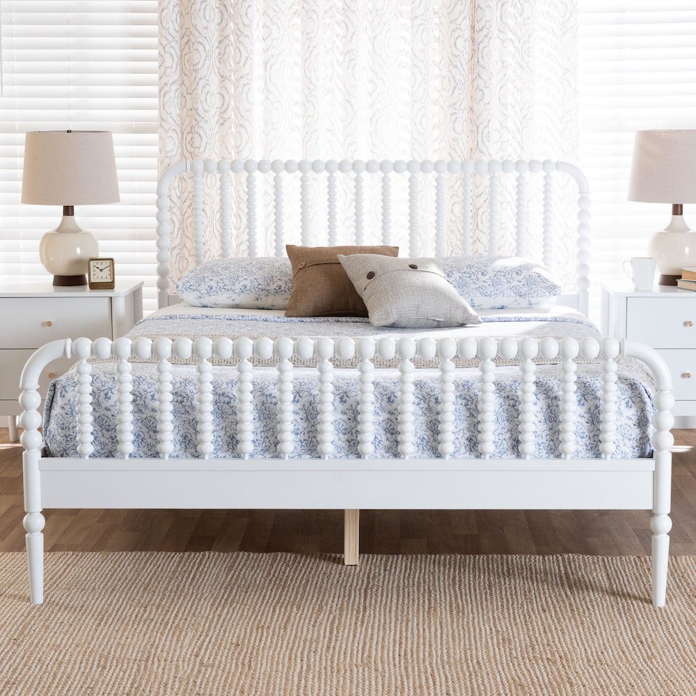 Lucera Mid-Century White Queen Size Bobbin Bed. Picture 7