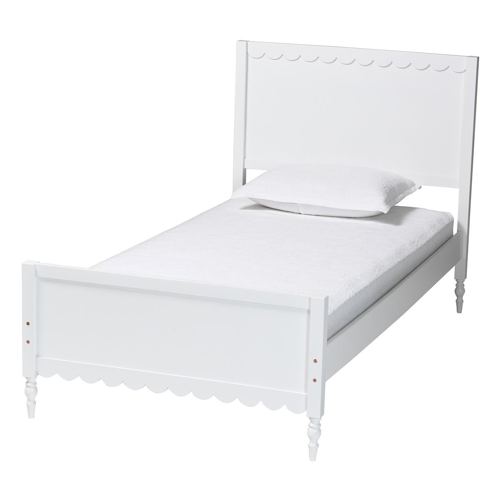 Roni Modern White Wood 4-Piece Full Bedroom Set with Scalloped Edges. Picture 3