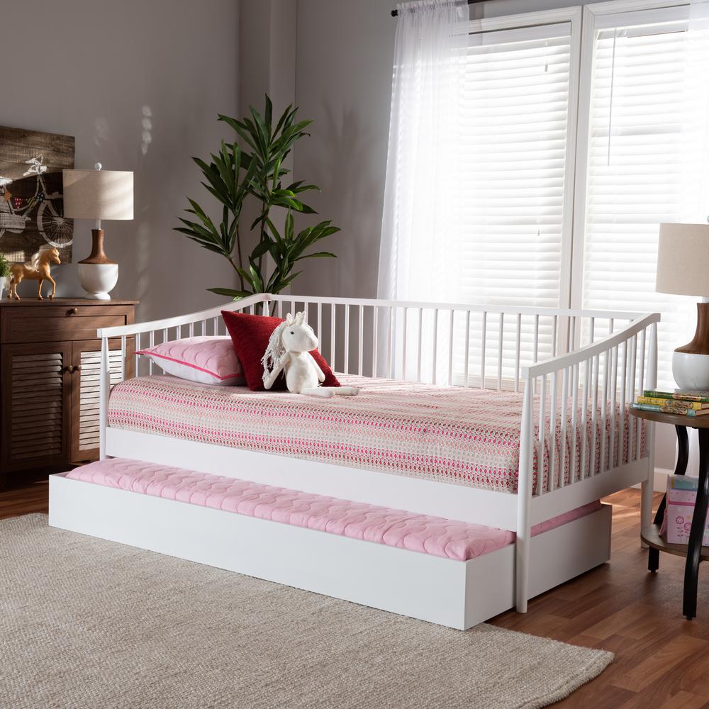 Traditional White Finished Wood Twin Size Spindle Daybed with Trundle. Picture 20