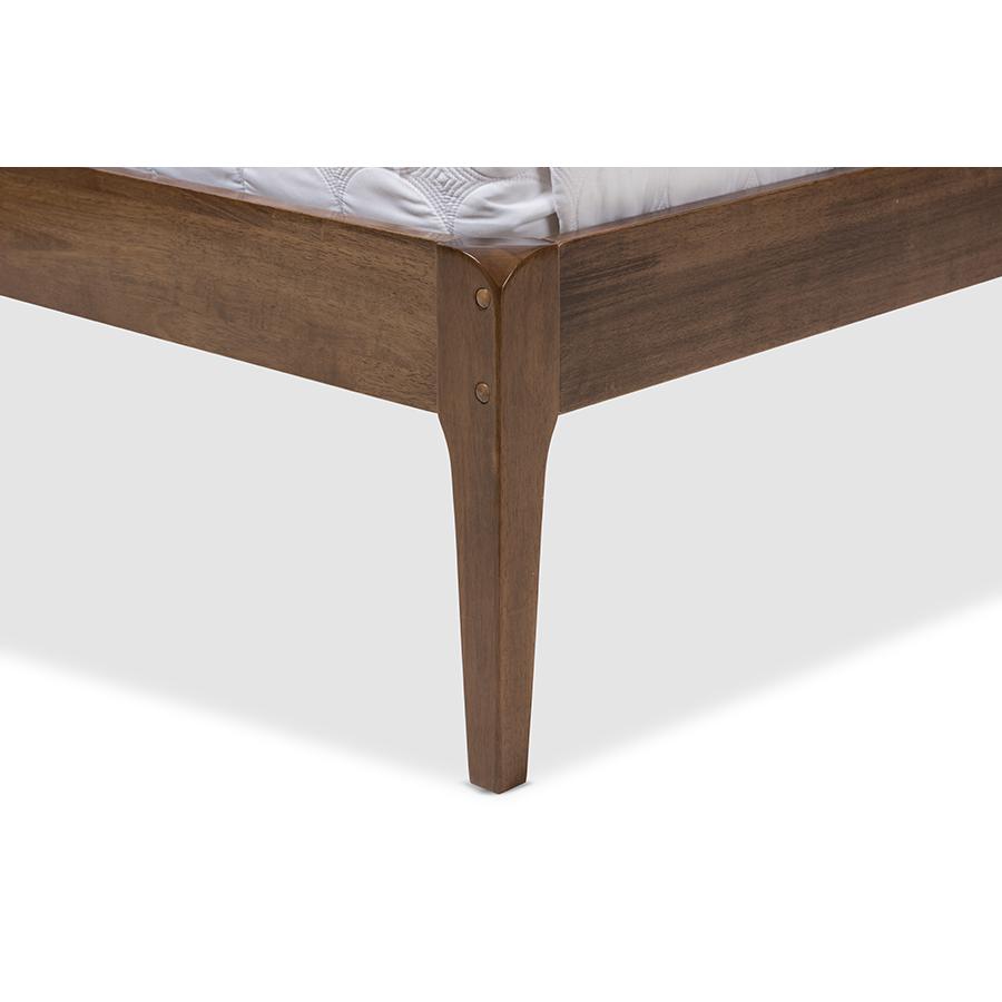 Medium Brown Finish Wood King Size Platform Bed. Picture 5