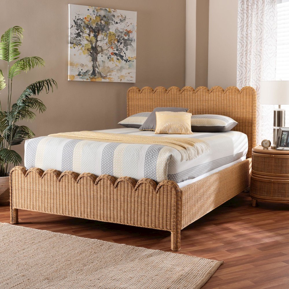 Scalloped Rattan Bed Frame - Handwoven Wicker Headboard and Footboard, King. Picture 10