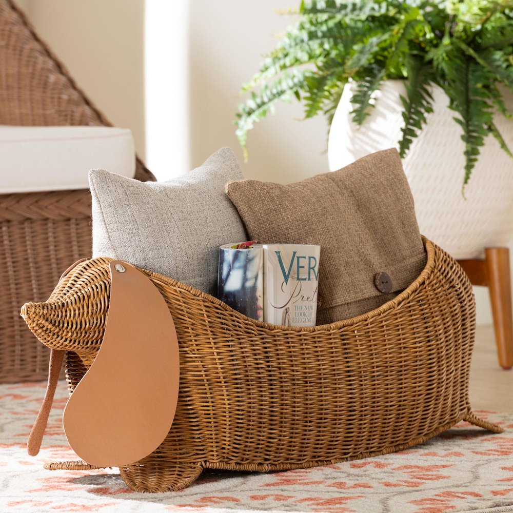 Daffodil Natural Rattan Dachshund Basket. Picture 3