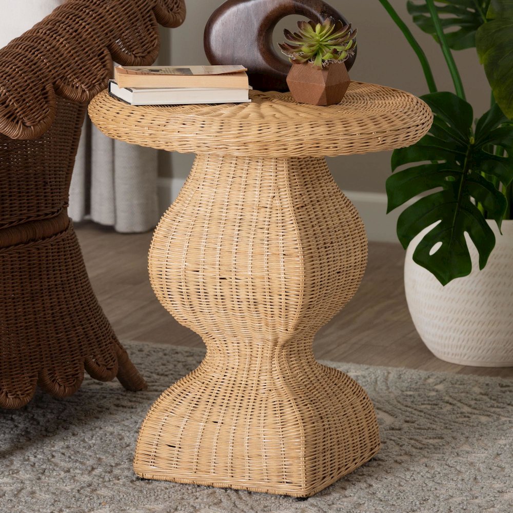 Hideo Natural Rattan End Table. Picture 3