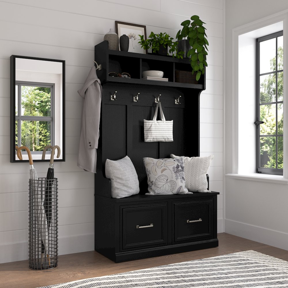 Woodland 40W Hall Tree and Shoe Storage Bench with Doors. Picture 2