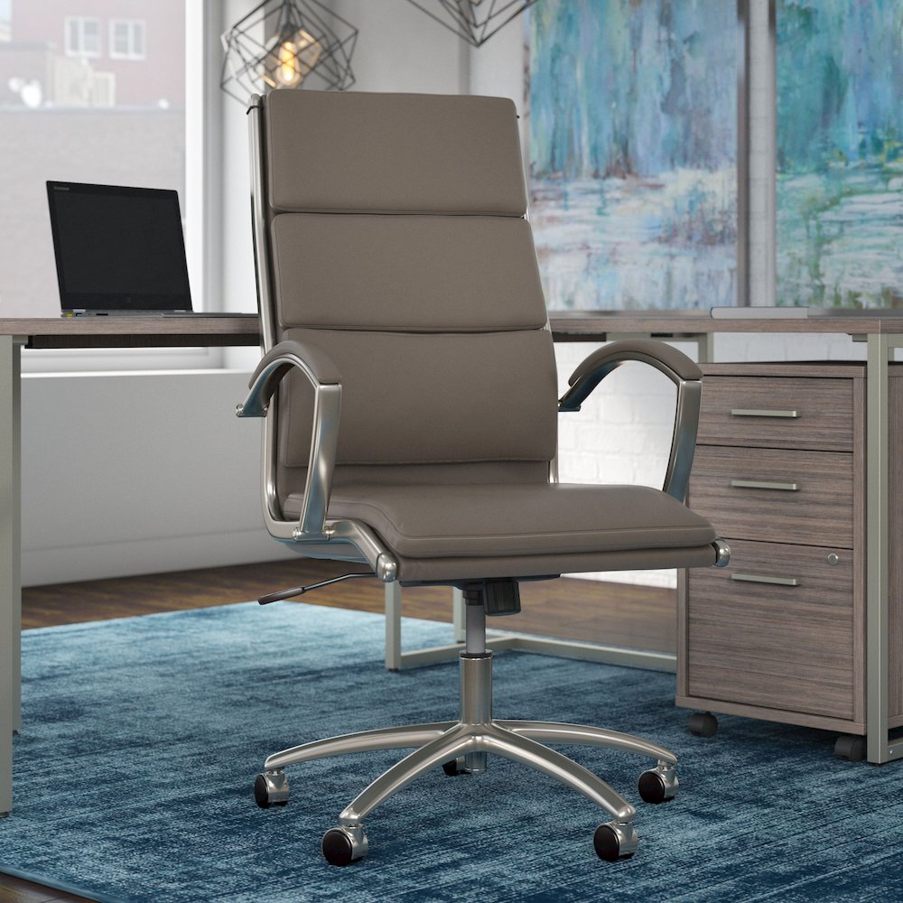 Modelo High Back Leather Executive Office Chair. Picture 2