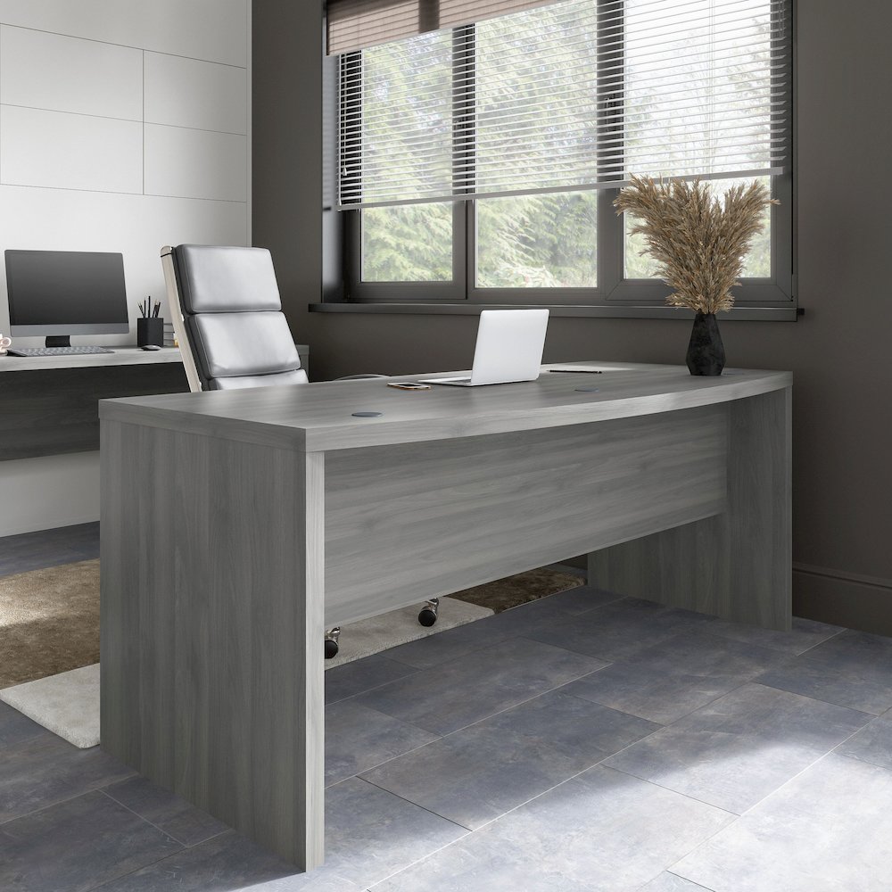 Echo 72W Bow Front Desk. Picture 2