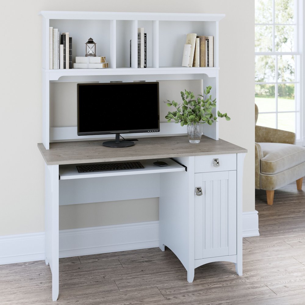 Salinas Small Computer Desk with Hutch. Picture 2