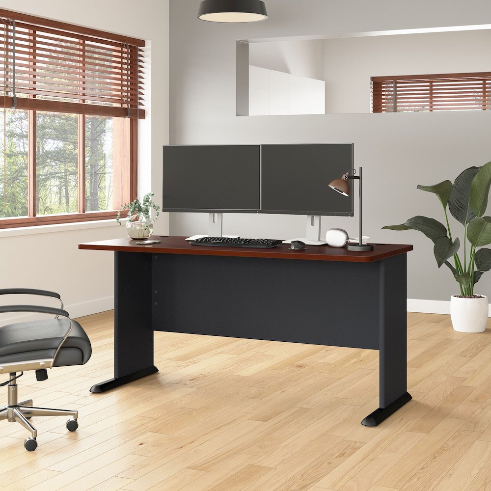 Series A 60W Desk. Picture 2