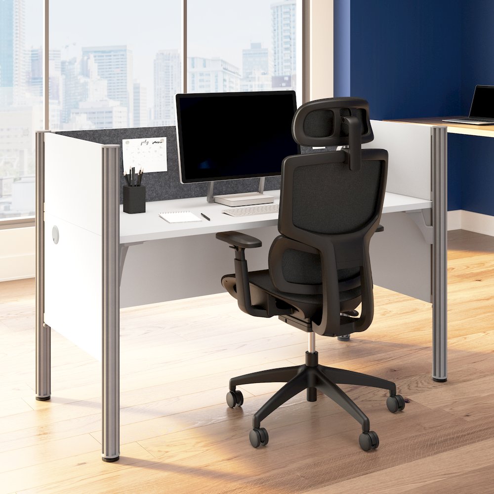 Pro-Biz Simple workstation in White with Gray Tack Board. Picture 2