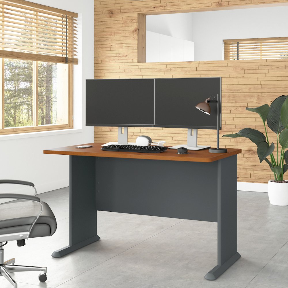 Series A 48W Desk. Picture 2