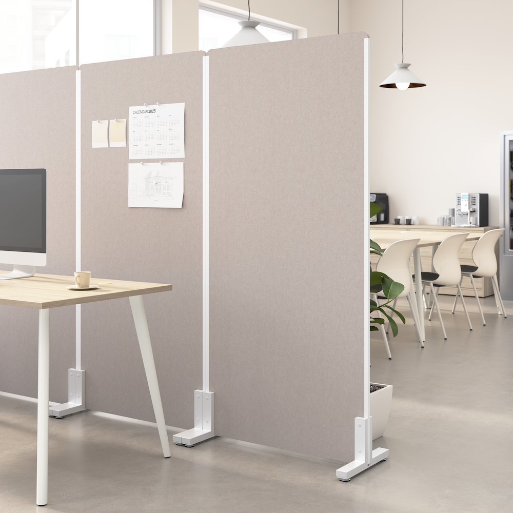 34W x 72H Freestanding Privacy Screen. Picture 2