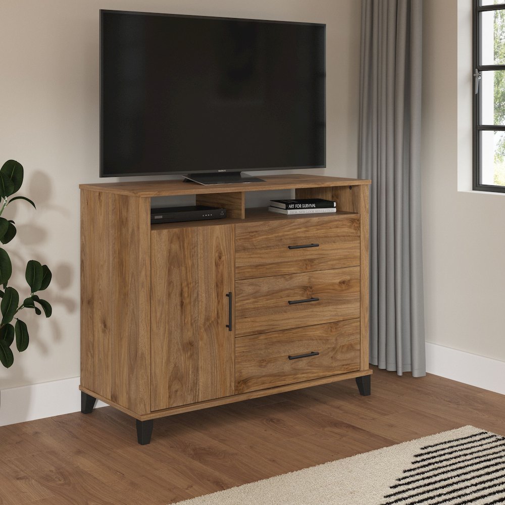 Somerset 3 Drawer Dresser and Bedroom TV Stand. Picture 2
