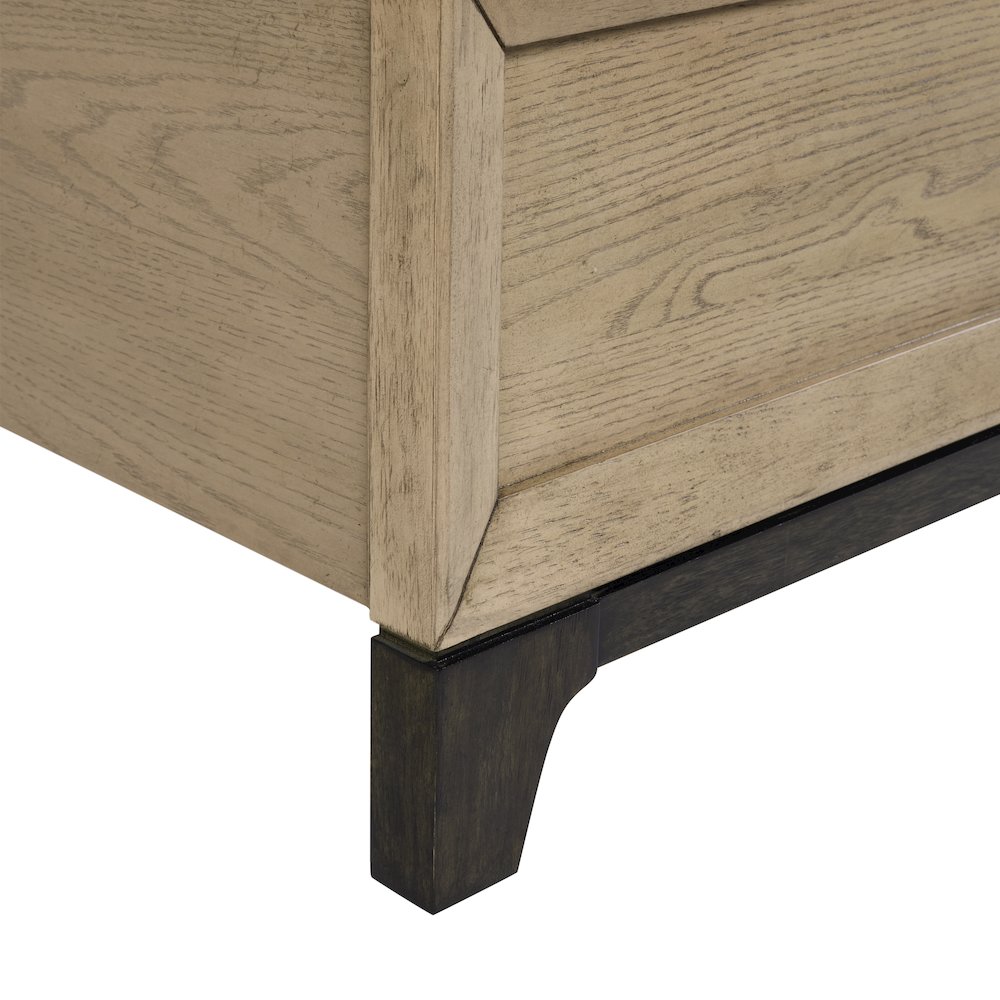Wallace & Bay Preno King Panel Bed in Caramel and Cocoa. Picture 7