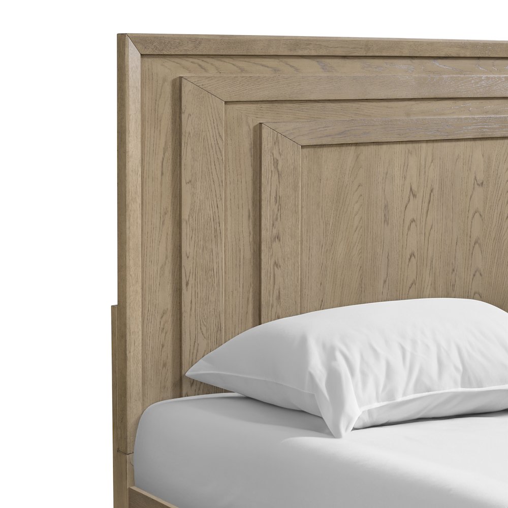 Wallace & Bay Preno King Panel Bed in Caramel and Cocoa. Picture 5