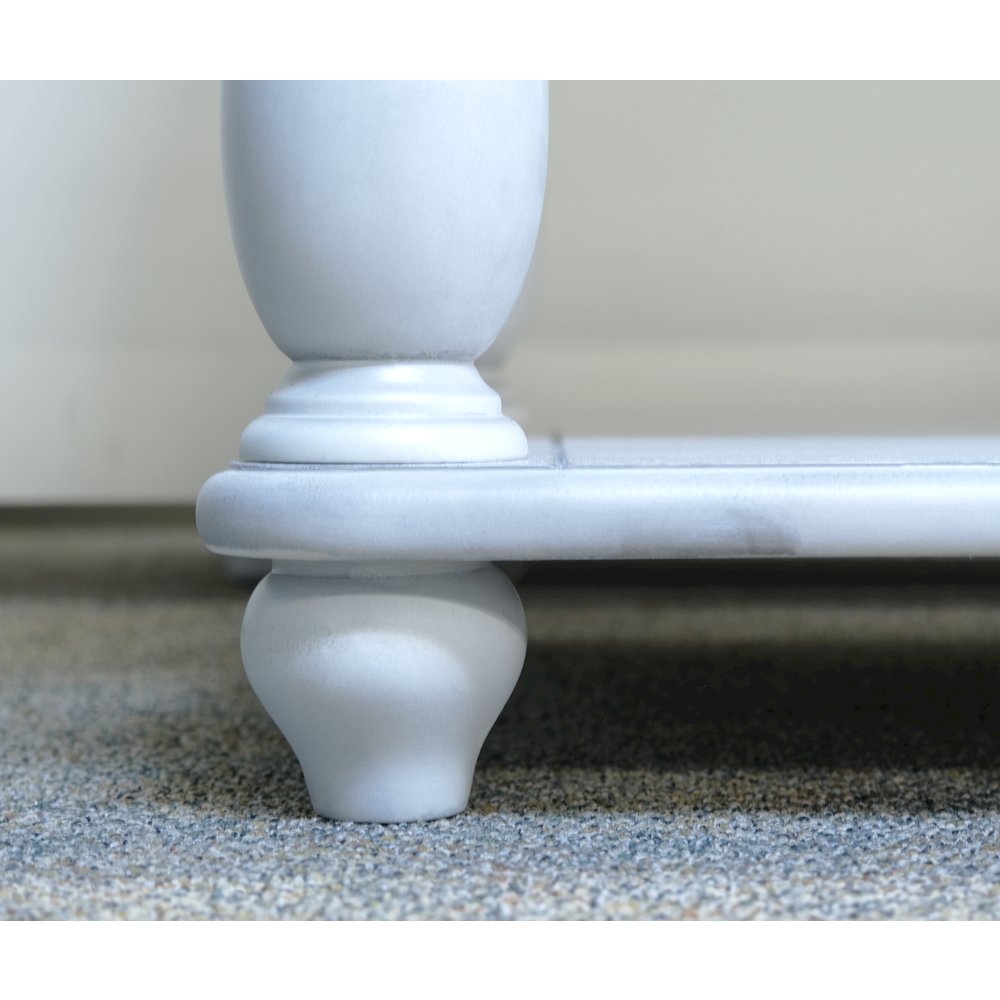 Wallce & Bay Mariano Oyster Shell Square End Table. Picture 10