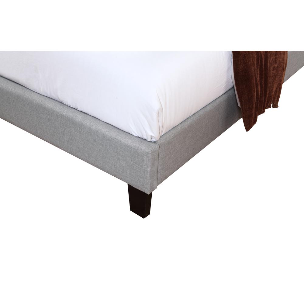 Kirby Full Upholstered Bed. Picture 2