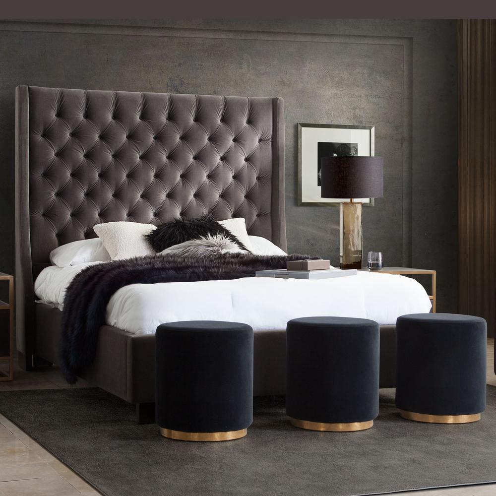 Park Avenue Eastern King Tufted Bed with Vintage Wing in Smoke Grey Velvet by Diamond Sofa. Picture 37