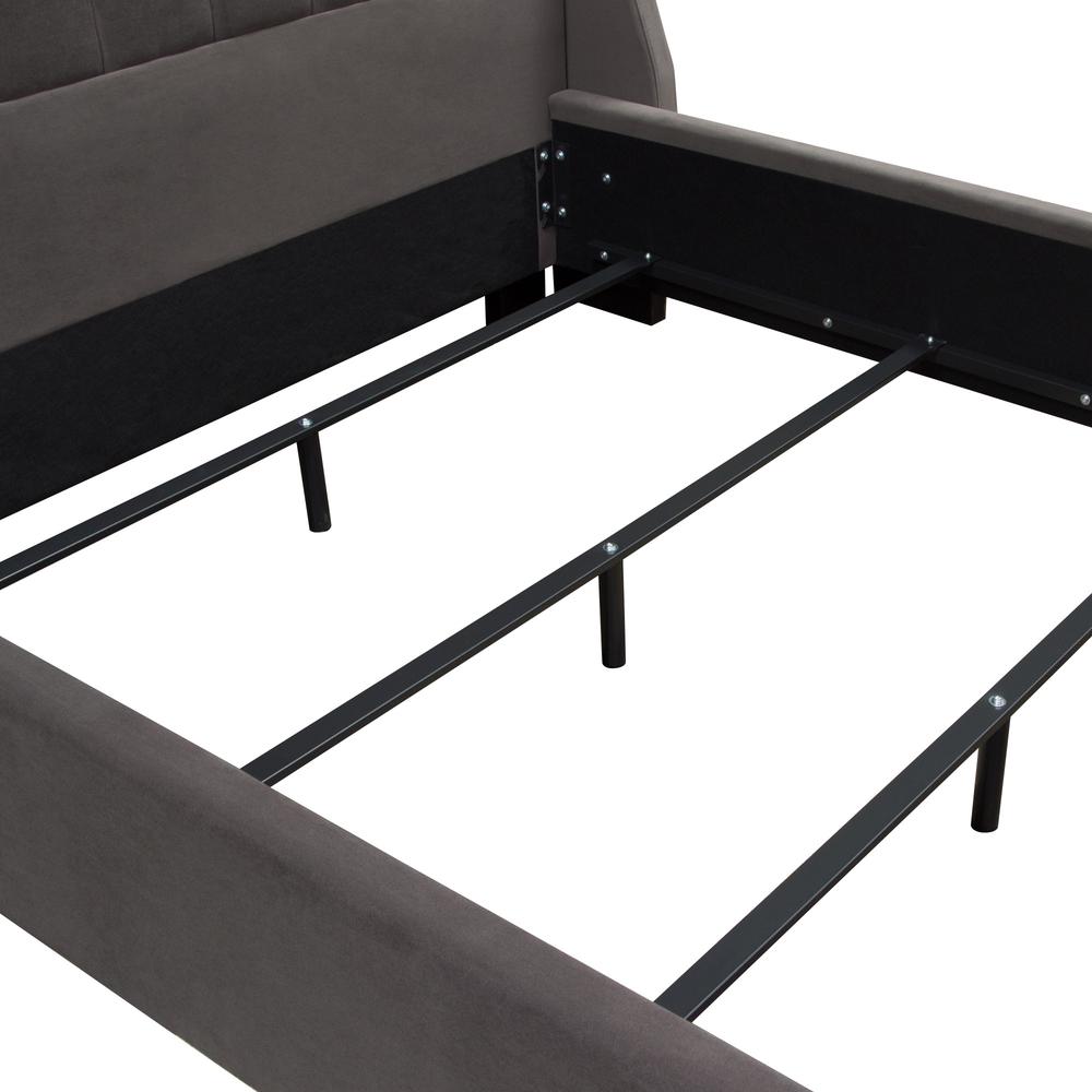 Park Avenue Eastern King Tufted Bed with Vintage Wing in Smoke Grey Velvet by Diamond Sofa. Picture 38