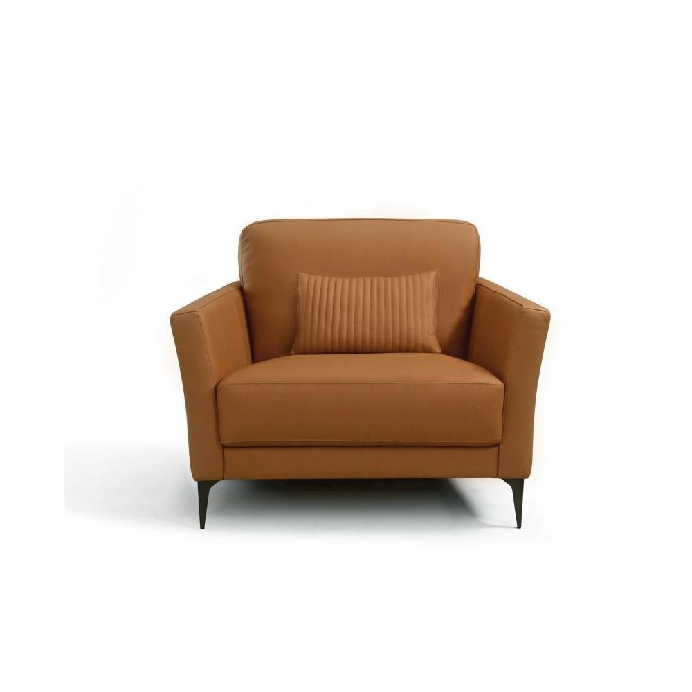 Tussio Chair w/Pillow Saddle Tan Top Grain Leather. Picture 1