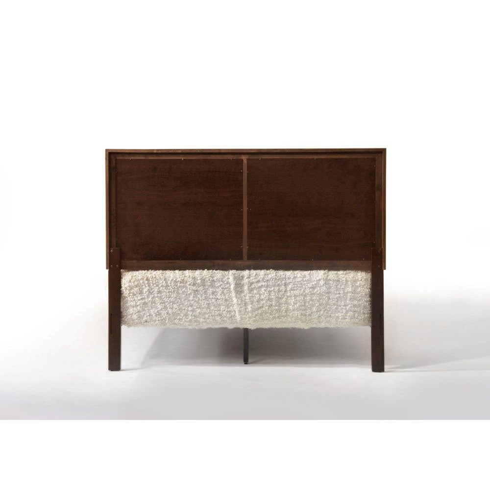 Madison Eastern King Bed Espresso. Picture 5
