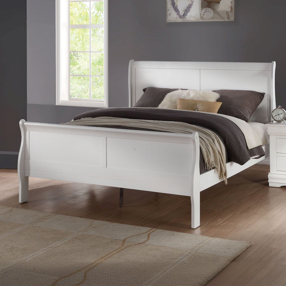Louis Philippe Eastern King Bed White. Picture 1