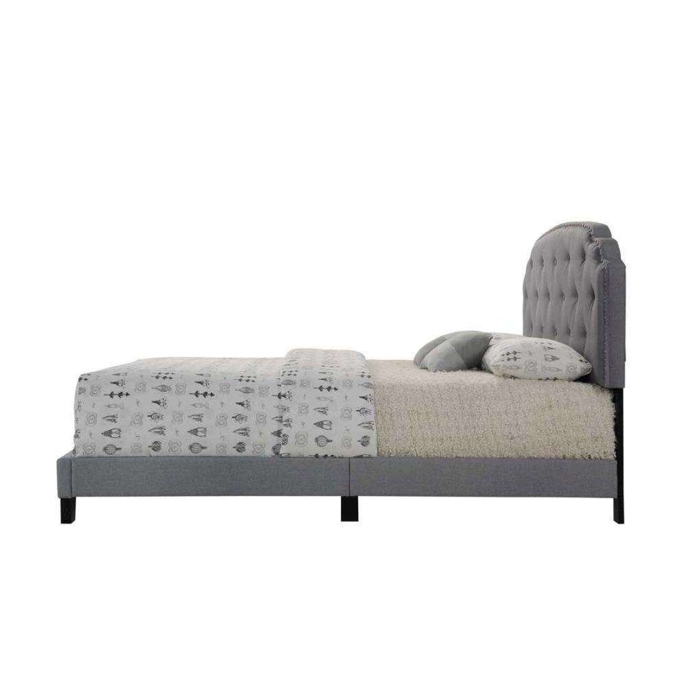 Tradilla Queen Bed Gray Fabric. Picture 3