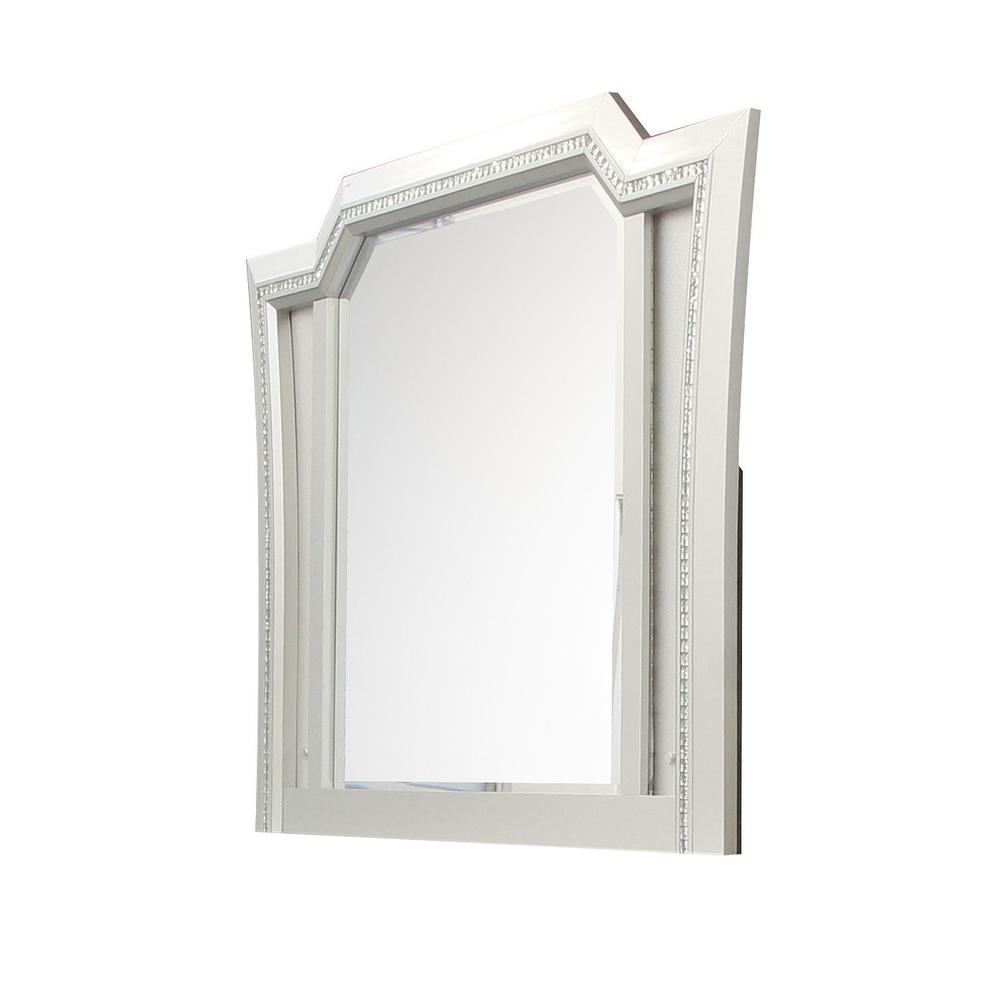 Kaitlyn Mirror w/LED LED & Champagne. Picture 5
