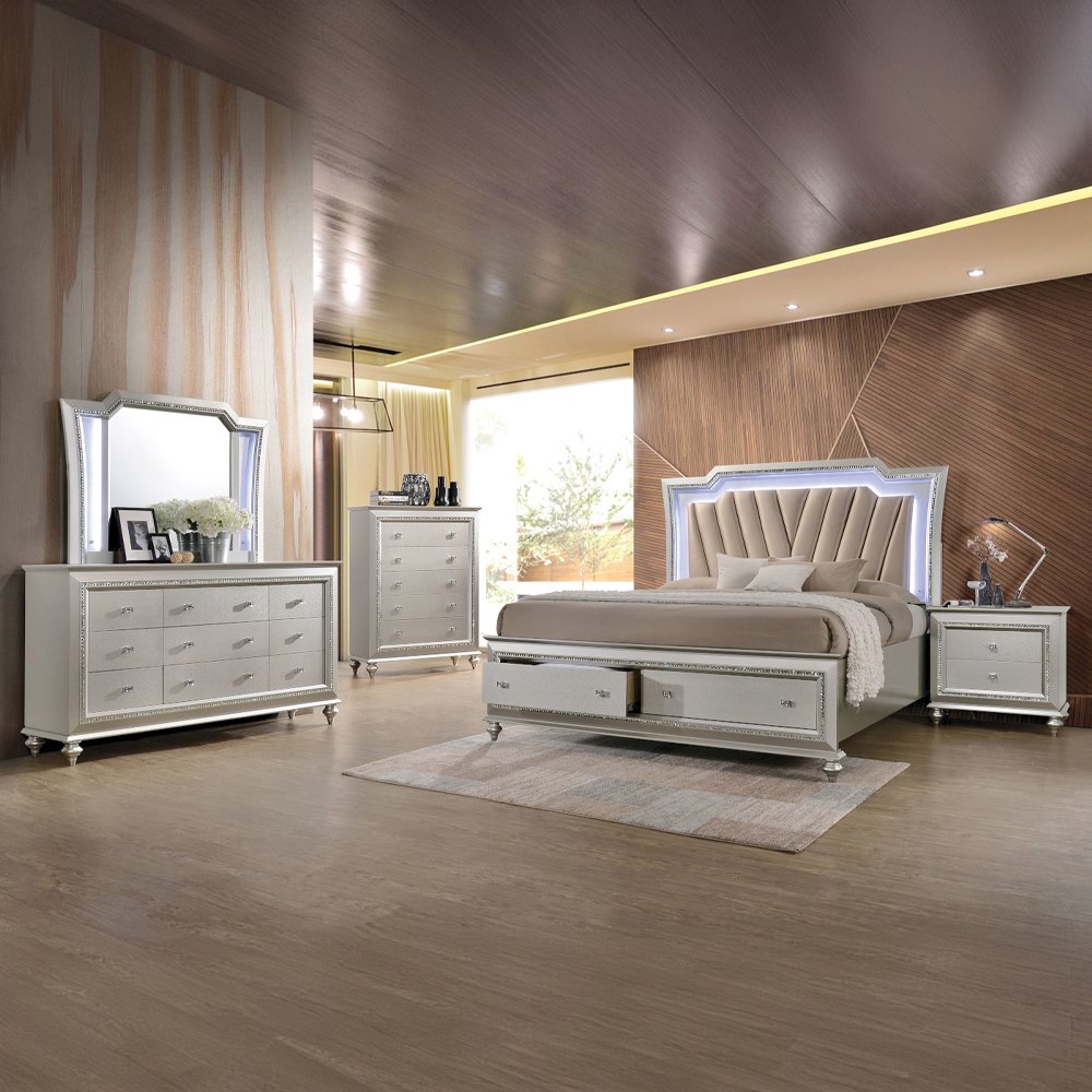 Kaitlyn Chest Champagne. Picture 6