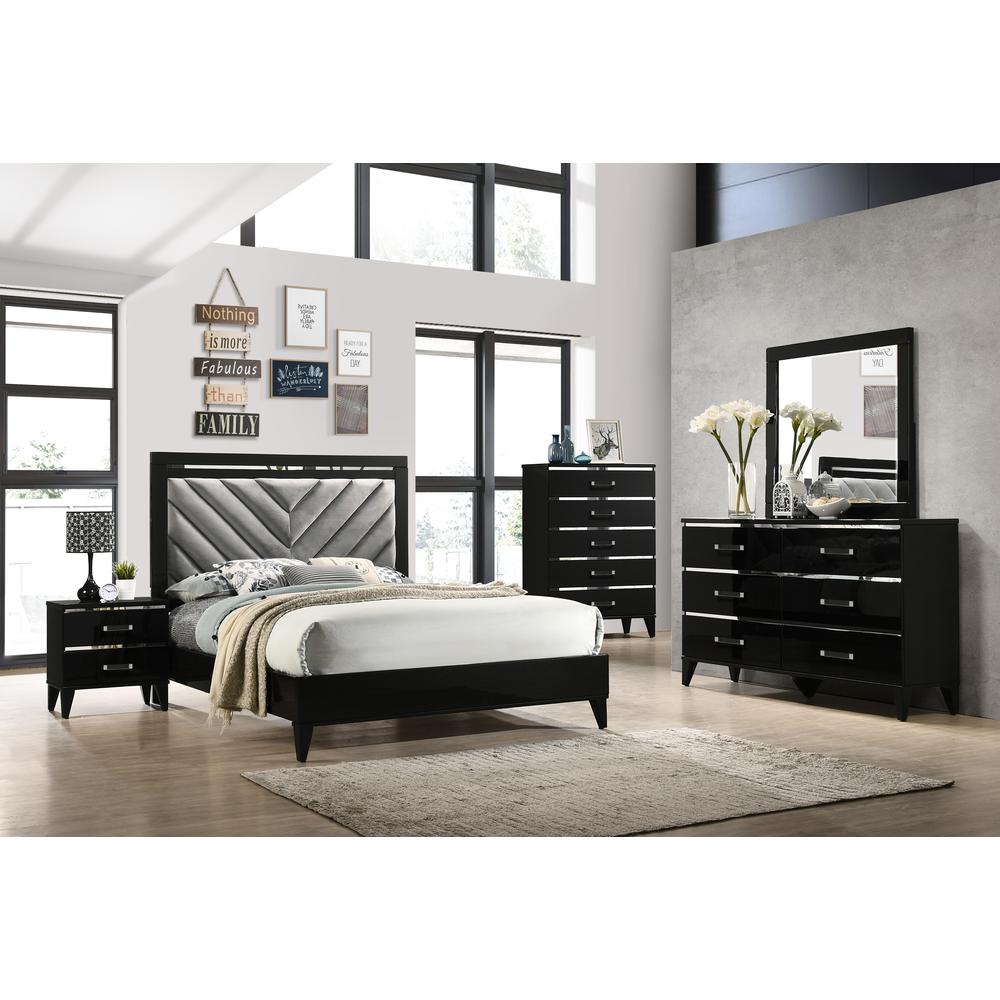 ACME Chelsie Queen Bedâ€¢ Gray Fabric & Black Finish(1Set/2Ctn). Picture 1