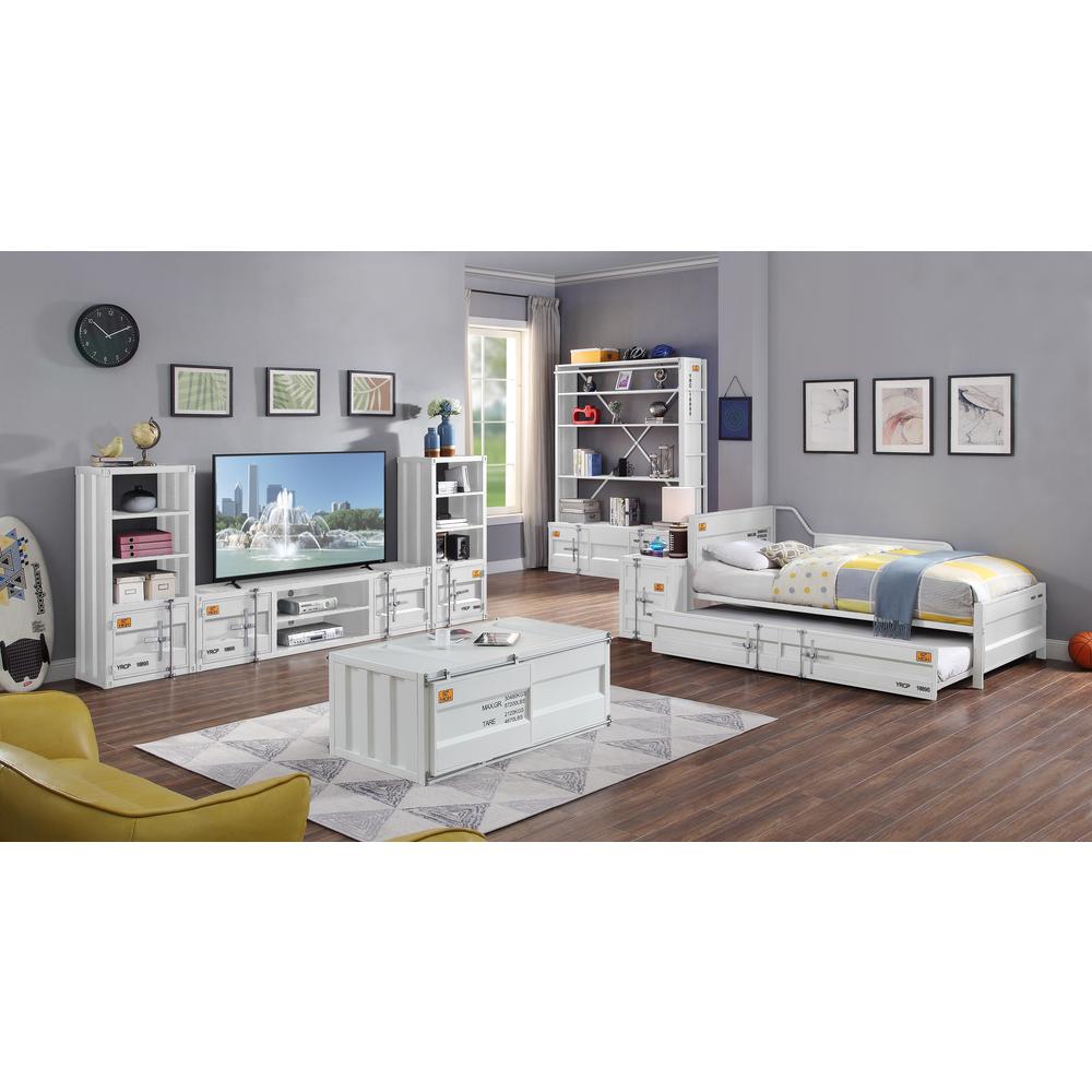 Cargo Bookshelf & Ladder, White. Picture 2
