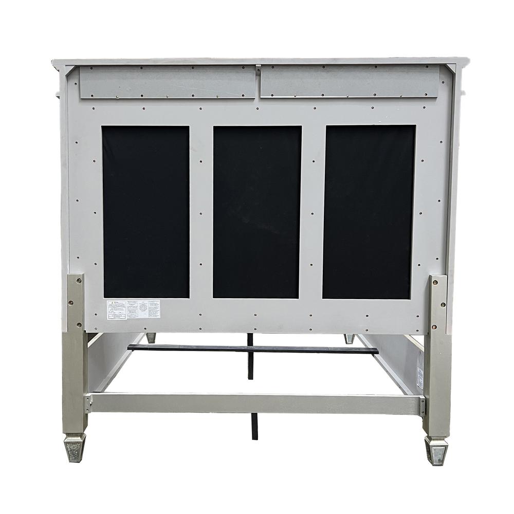 Varian Queen Bed, Gray Fabric & Mirrored. Picture 4