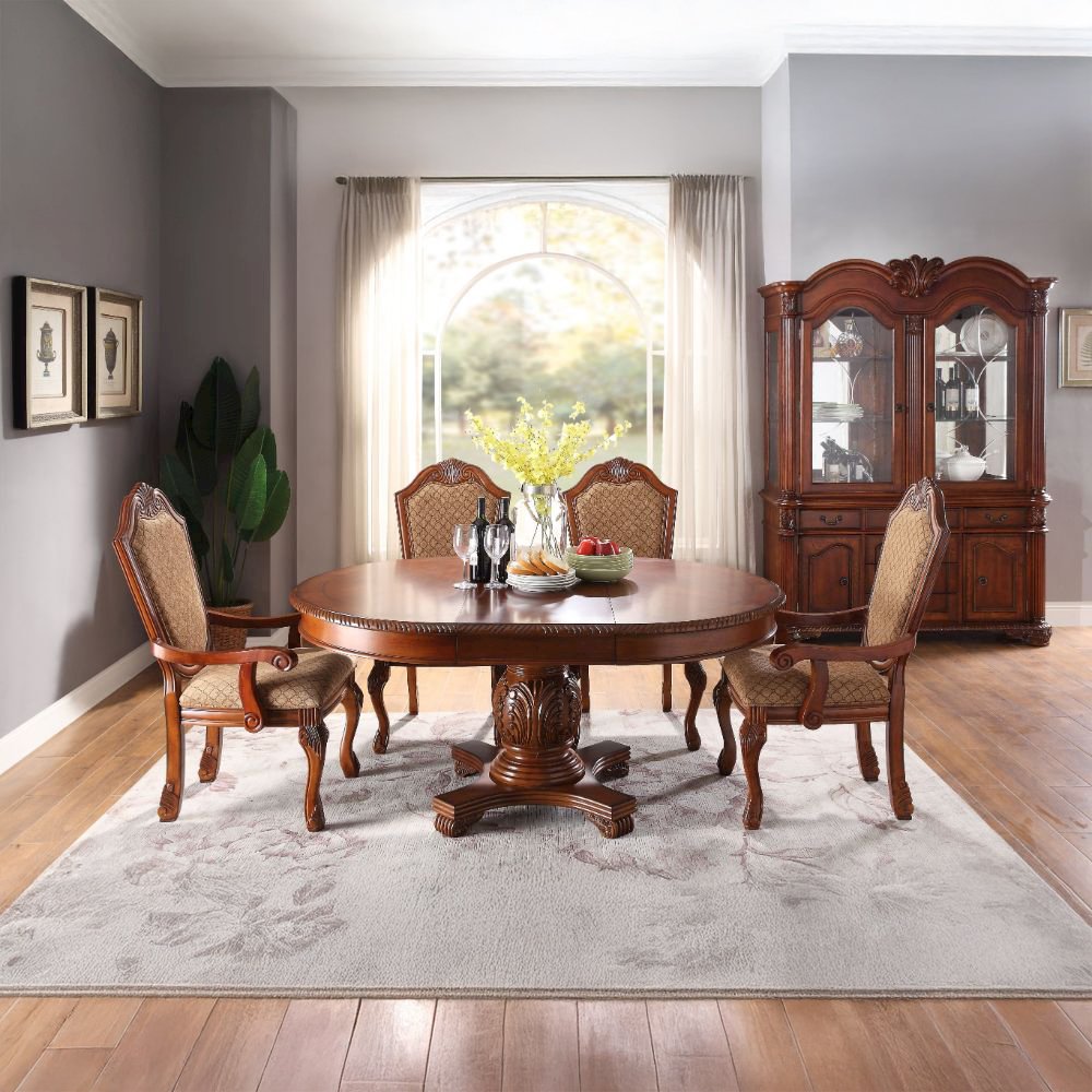 Chateau De Ville Dining Table Cherry. Picture 10