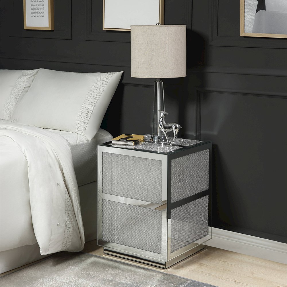 Noralie End Table Mirrored, Faux Diamonds. Picture 4