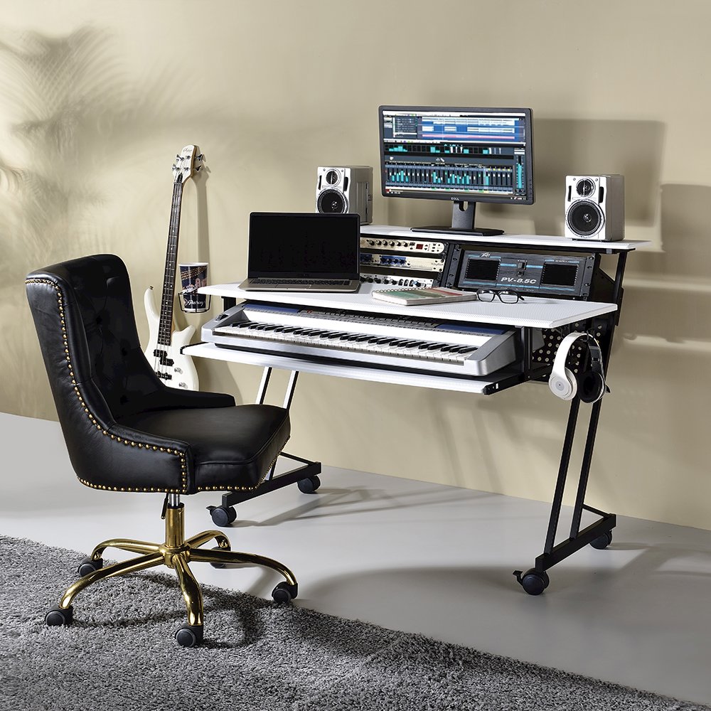 Suitor Music Recording Studio Desk White & Black. Picture 1