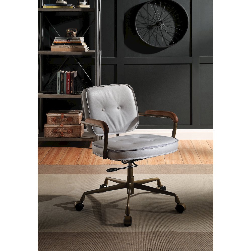 Siecross Swivel Office Chair Vintage White Top Grain Leather. Picture 9