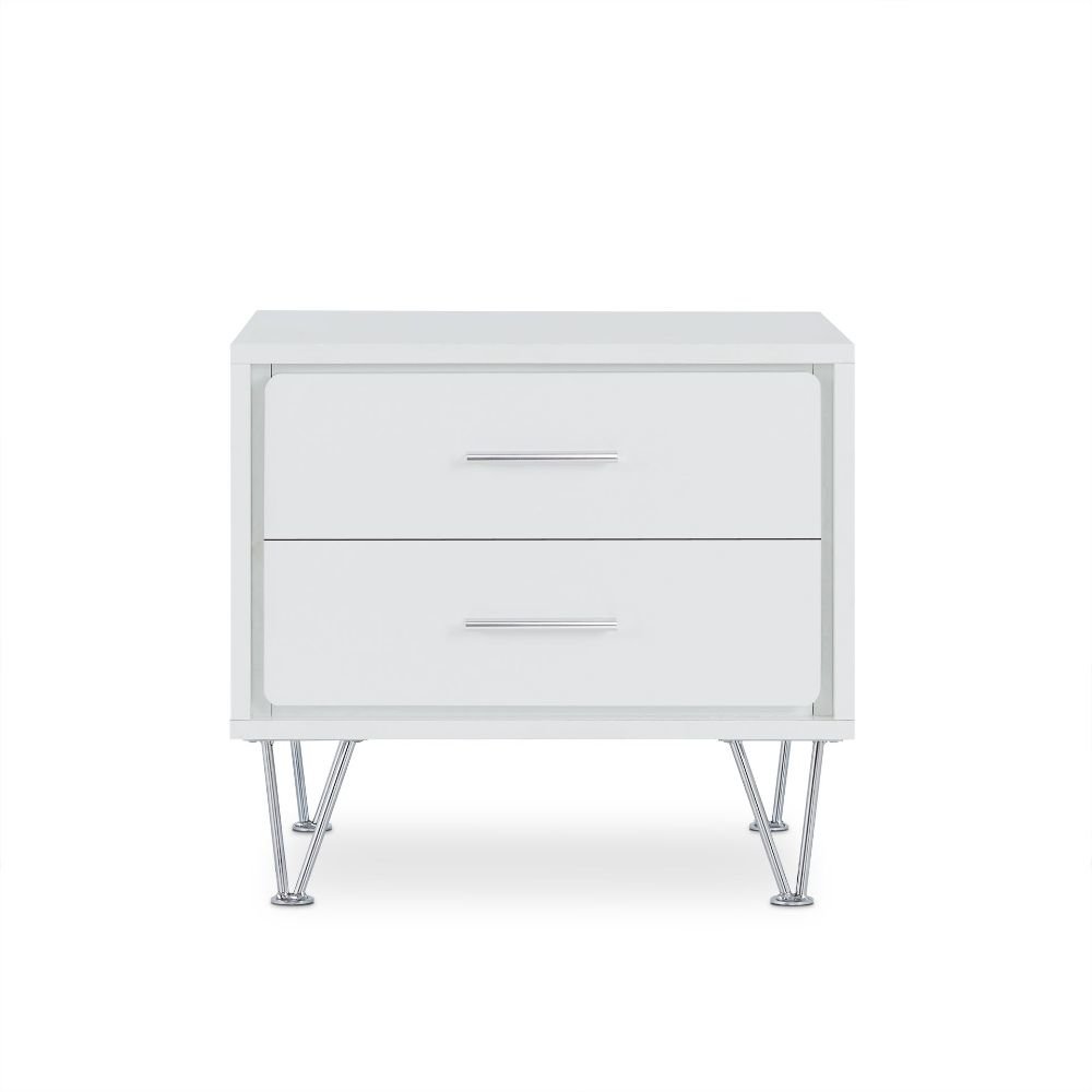 Deoss Accent Table White. Picture 2