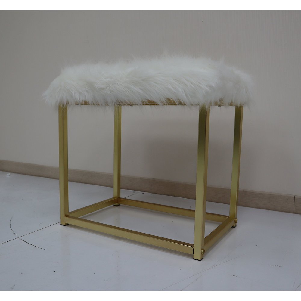 Adao Vanity Mirror & Stool Faux Fur, Mirror, White & Brass. Picture 4